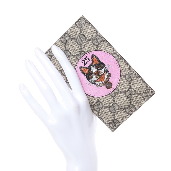 Limited Edition Gucci Bosco iPhone 7/8 Case - Picture 1 of 8
